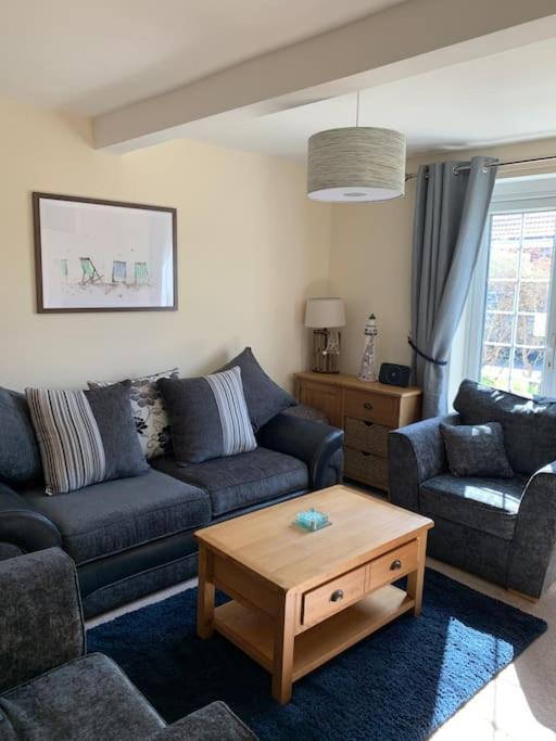 Quaint Beachside Cottage Chapel St. Leonards Extérieur photo